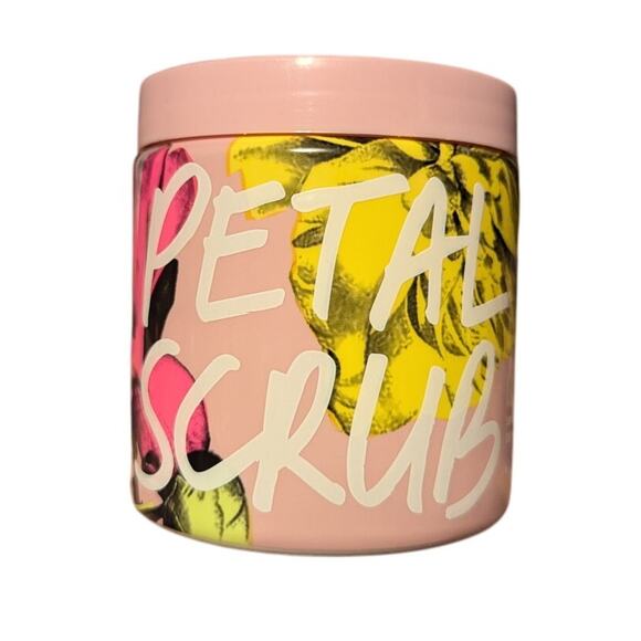 Victoria's Secret Love Petal Scrub - Picture 1 of 6